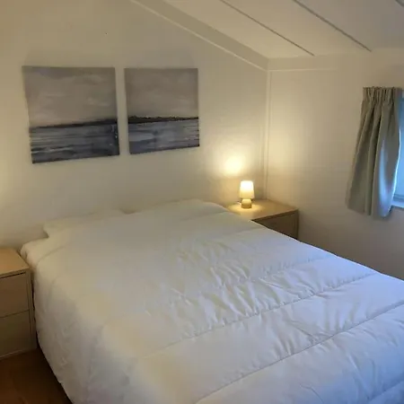 Nwd114 Aangenaam Vakantiehuisje In Voor 6 Personen * Nieuwpoort